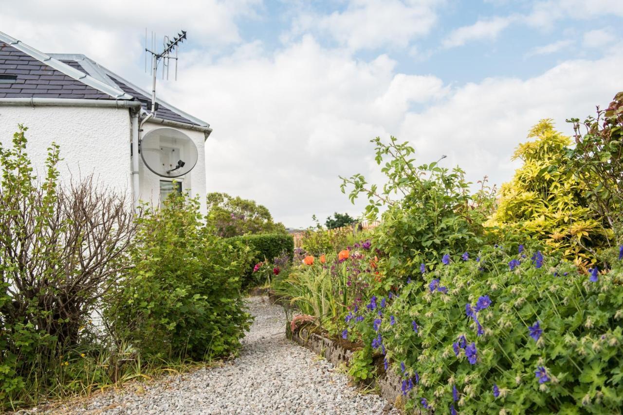 Luxury Super Central Cottage With A Hot Tub/ Gym Portree Exterior foto